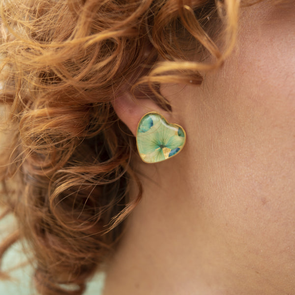 HEART SHAPED STUD EARRINGS - RA253D